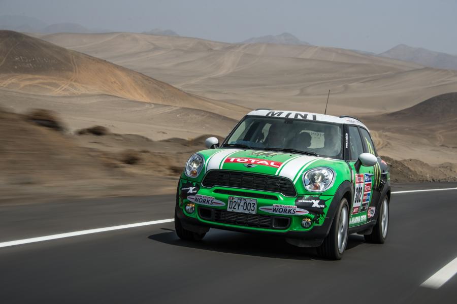  Mini Countryman Dakar rally 2013 года  (фото 22 из 37)